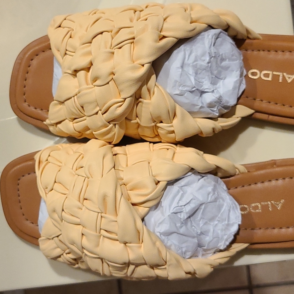 Brand New Aldo Woven Slide in Sandal
